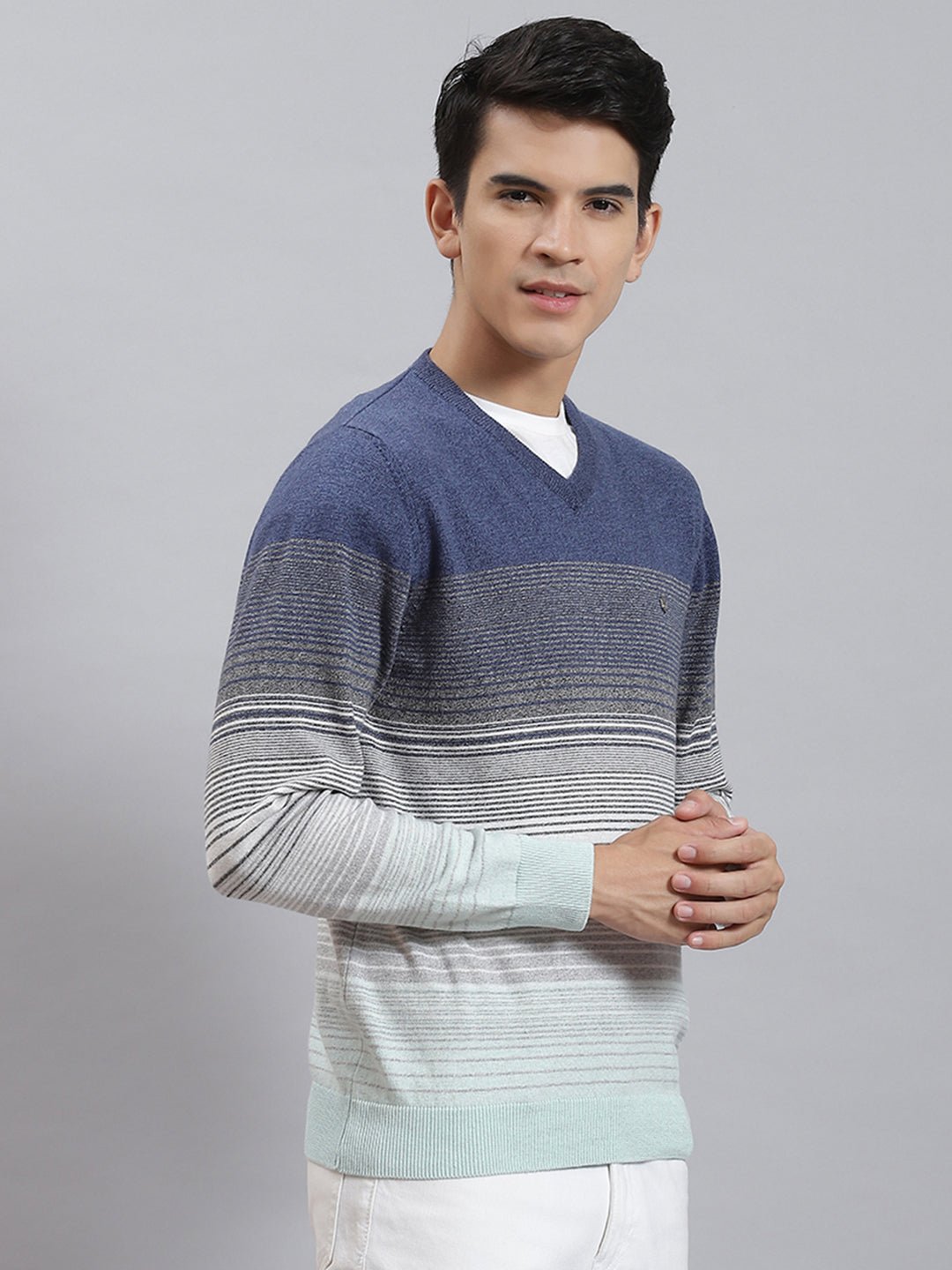 Men Blue Stripe V Neck Full Sleeve Sweaters/Pullovers