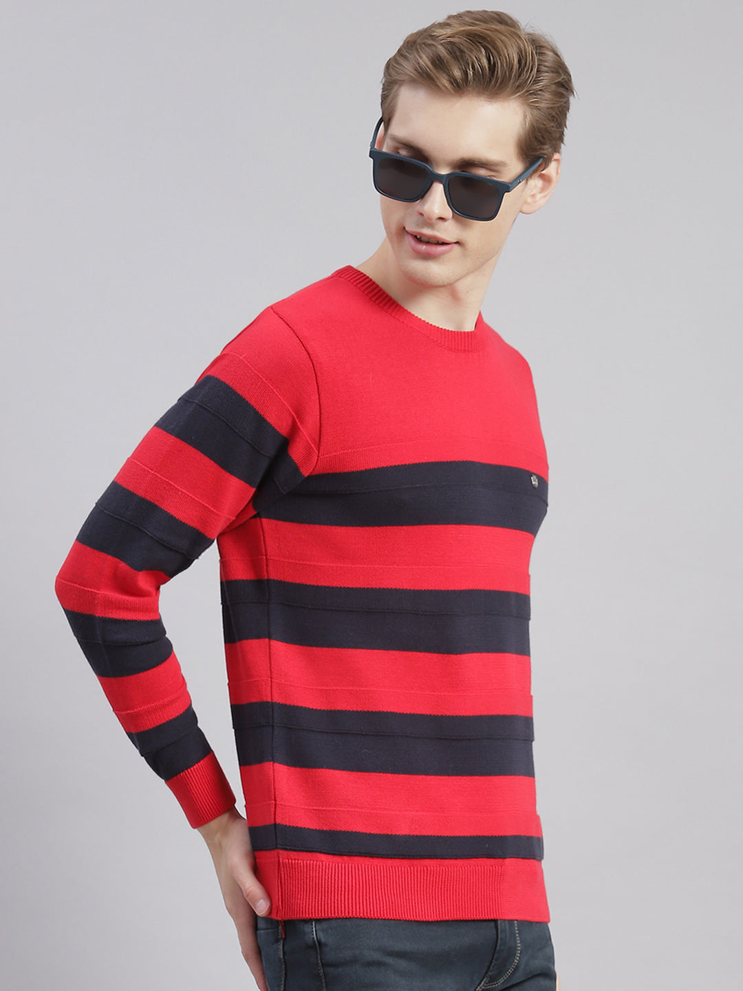 Men Red Stripe Round Neck Full Sleeve Sweaters/Pullovers