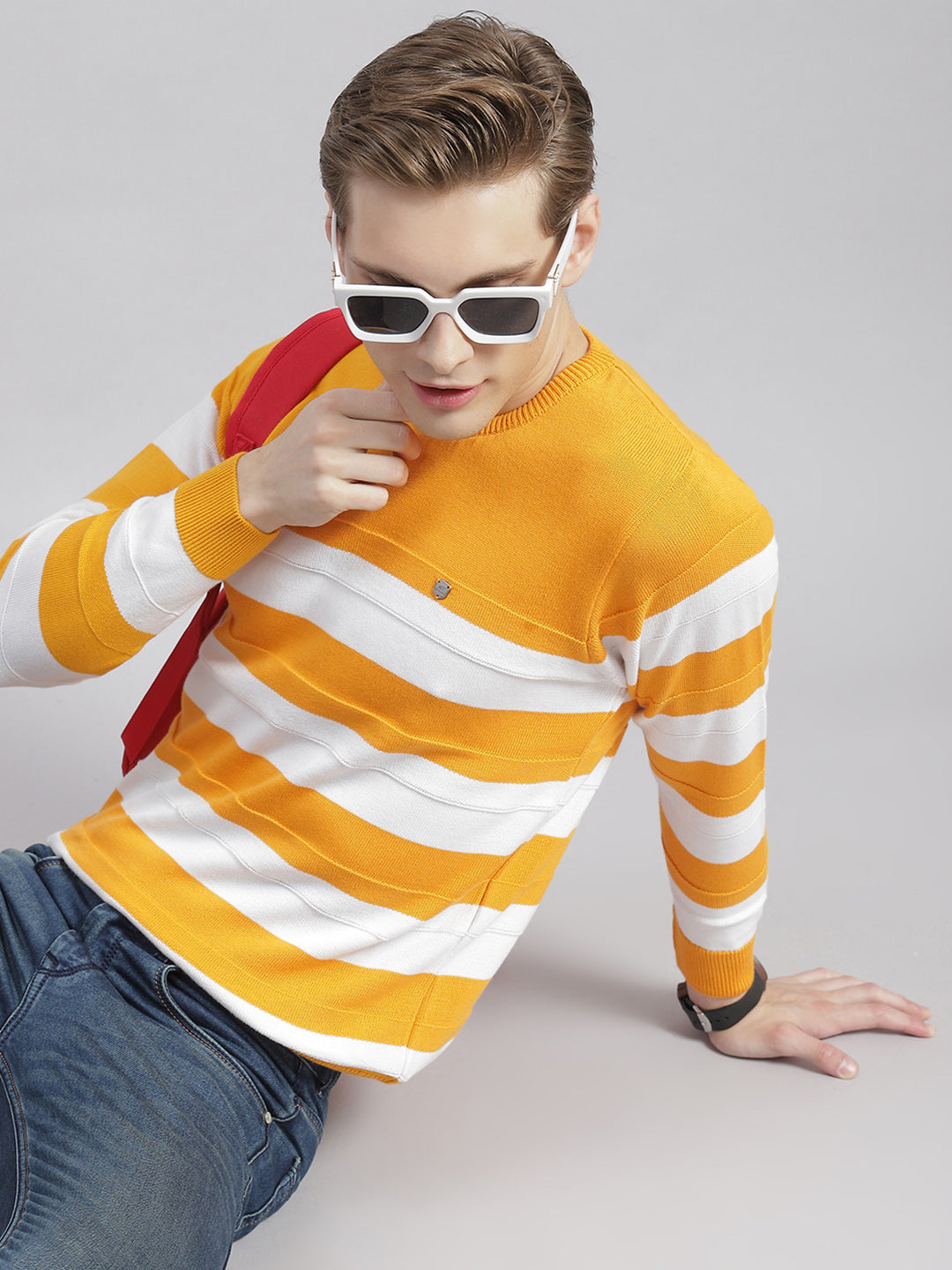 Men Yellow Stripe Round Neck Full Sleeve Sweaters/Pullovers