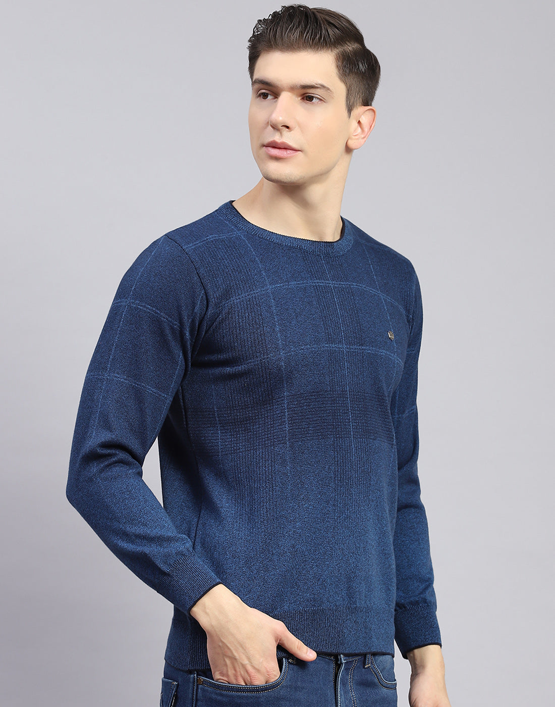 Men Blue Solid Round Neck Full Sleeve Sweater