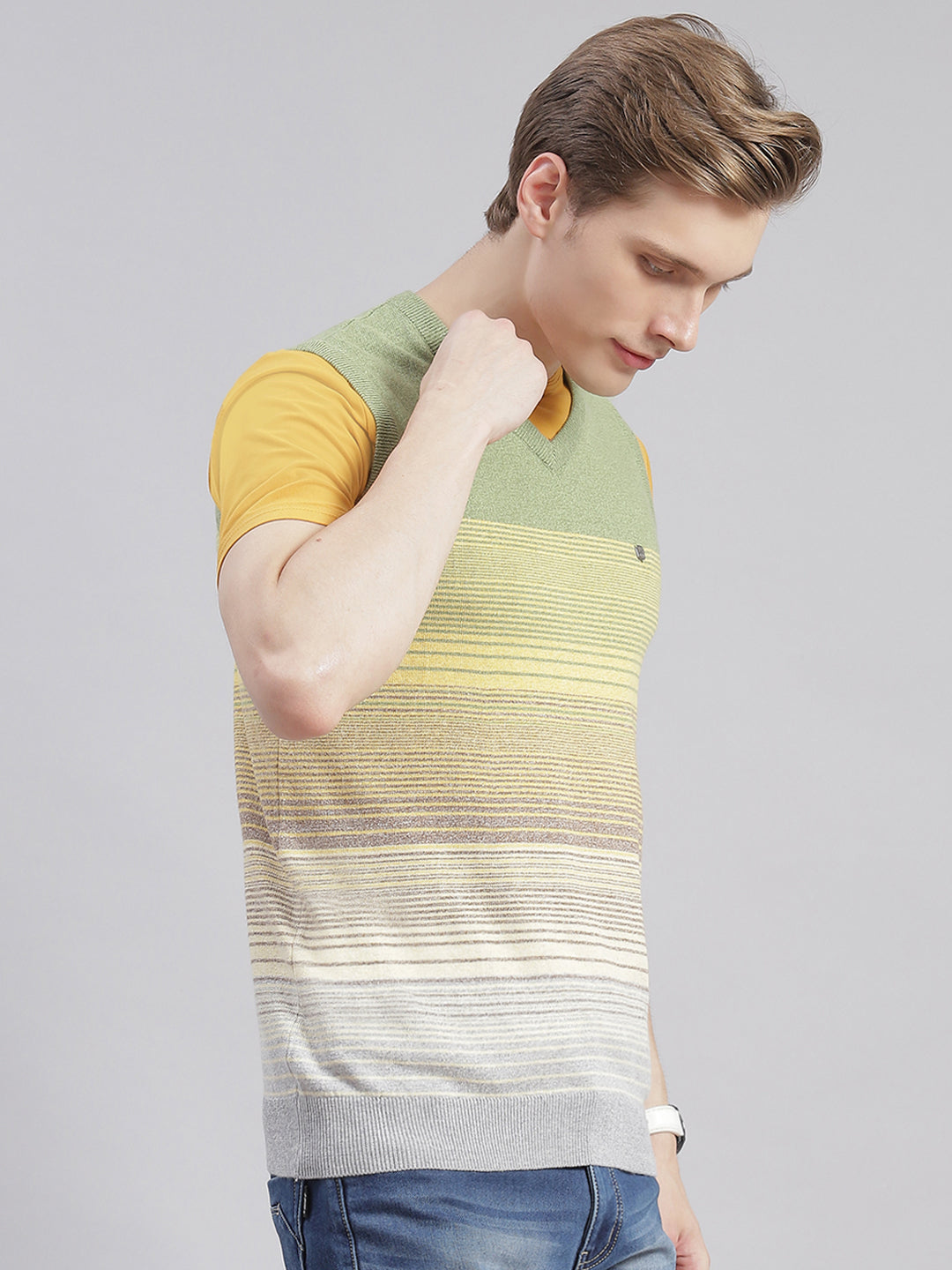 Men Olive Stripe V Neck Sleeveless Sweaters/Pullovers