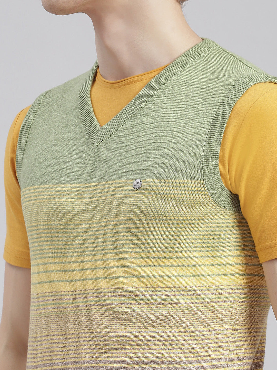 Men Olive Stripe V Neck Sleeveless Sweaters/Pullovers