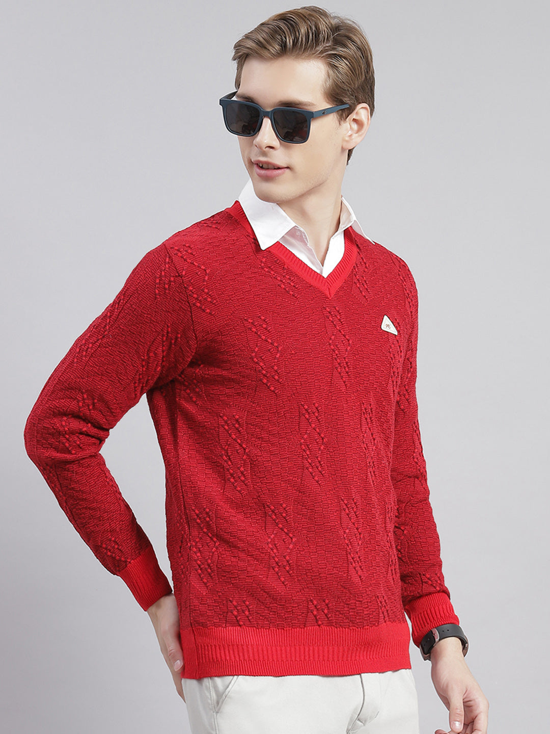 Men Red Self Design V Neck Full Sleeve Sweaters/Pullovers