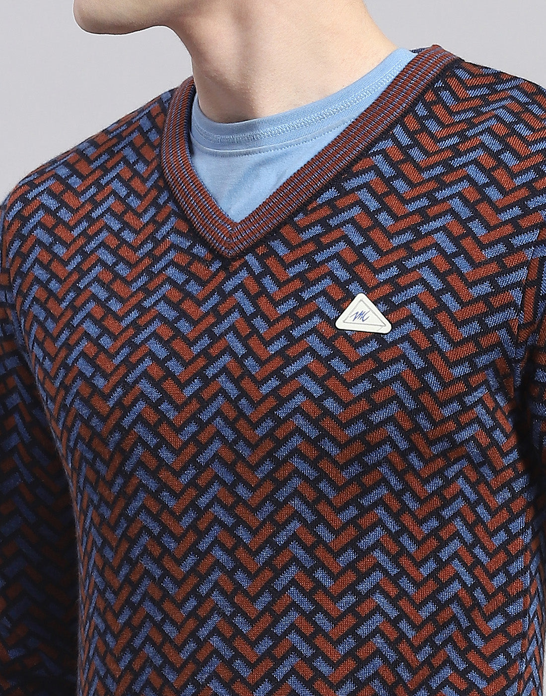 Men Brown Self Design V Neck Full Sleeve Pullover