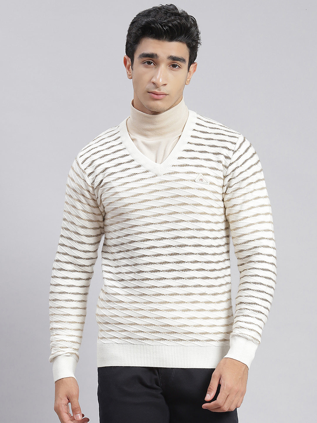 Men White Self Design V Neck Full Sleeve Sweaters/Pullovers