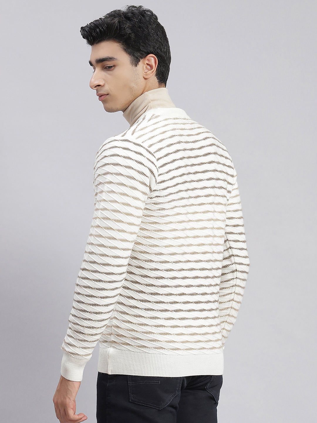Men White Self Design V Neck Full Sleeve Sweaters/Pullovers