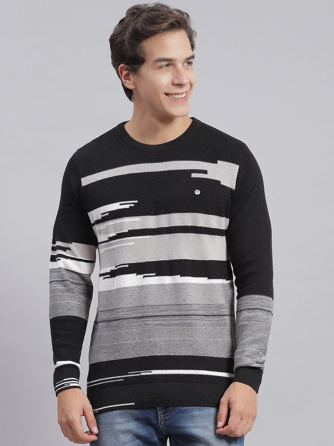 Men Black Self Design Round Neck Full Sleeve Sweaters/Pullovers