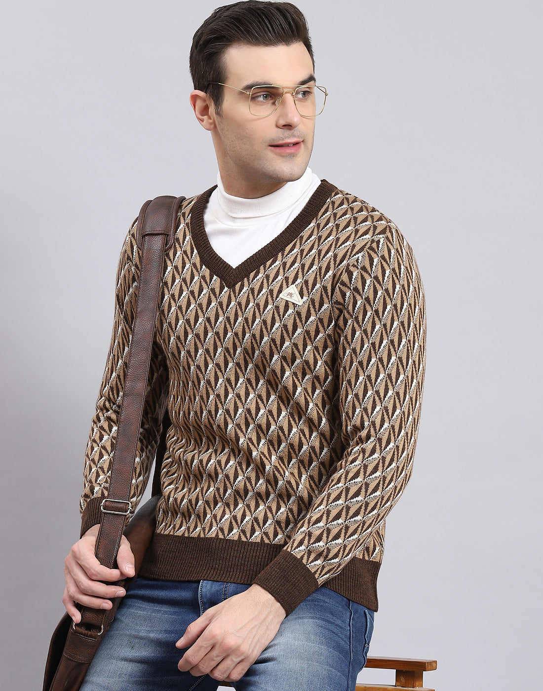 Men Brown Self Design V Neck Full Sleeve Sweater