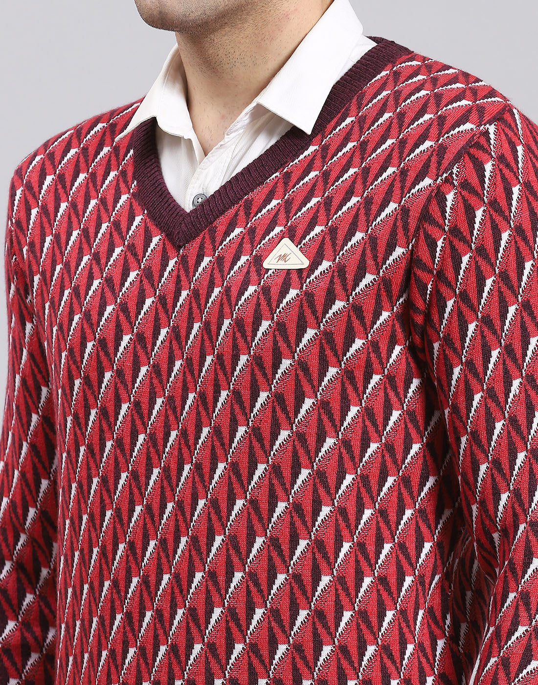 Men Purple Self Design V Neck Full Sleeve Sweater