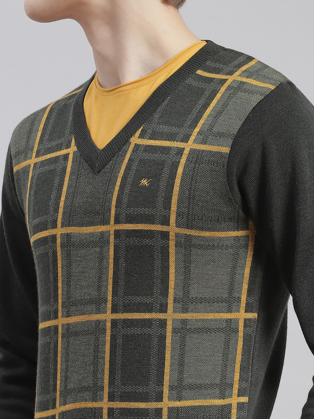 Men Grey Self Design V Neck Full Sleeve Sweaters/Pullovers