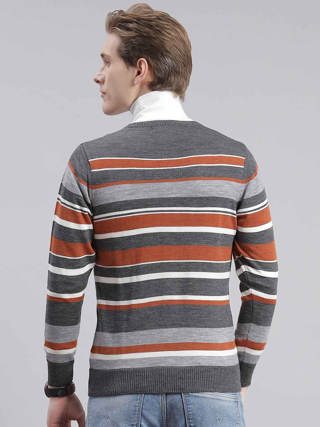 Men Grey Stripe V Neck Full Sleeve Sweaters/Pullovers