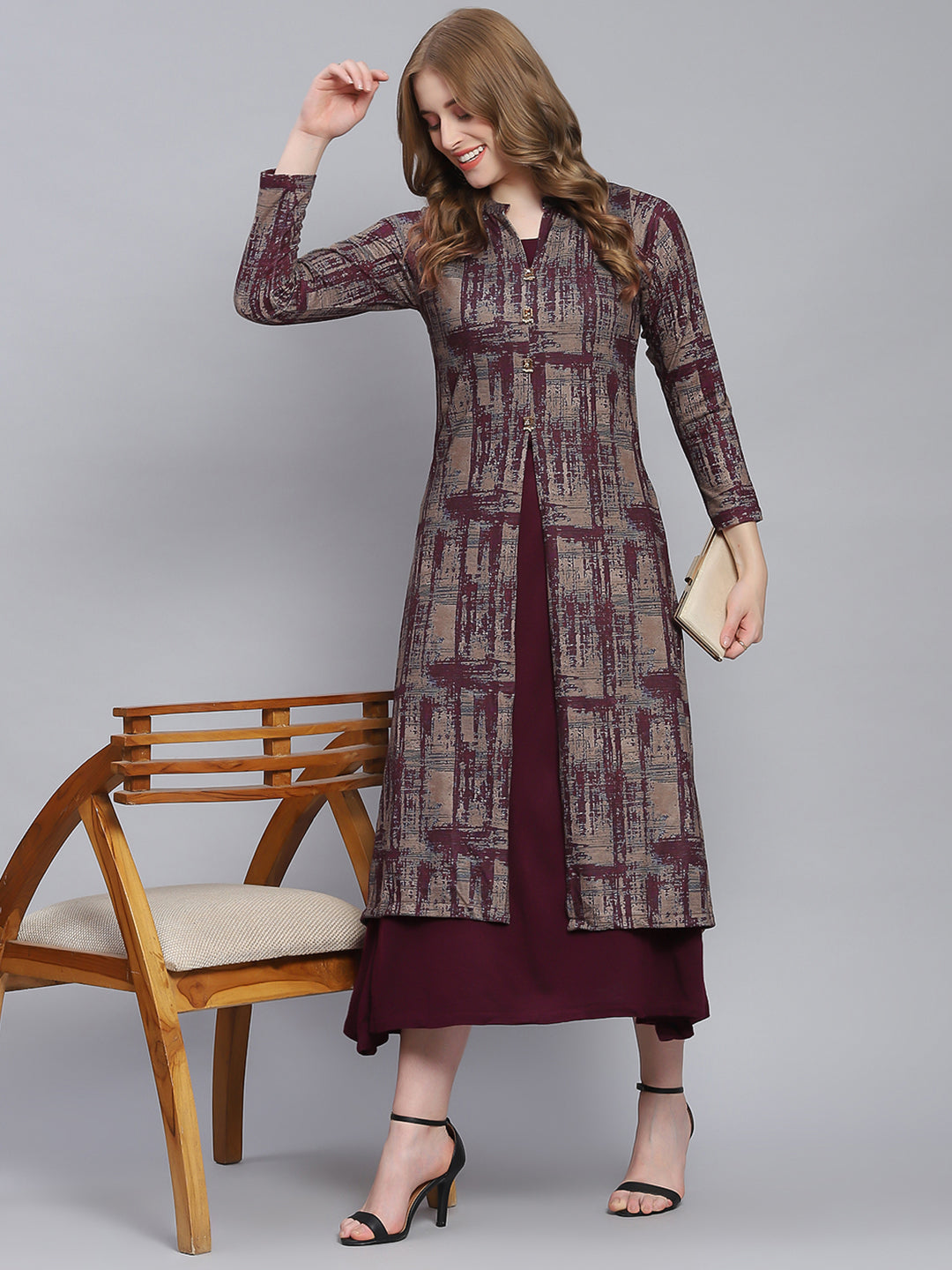 Women Maroon Self Design V Neck Full Sleeve Kurtis Set