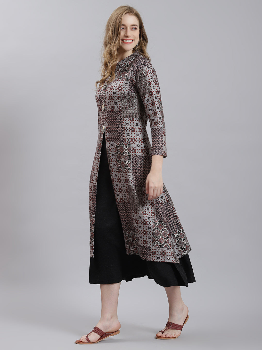 Women Grey Self Inner+Kurti