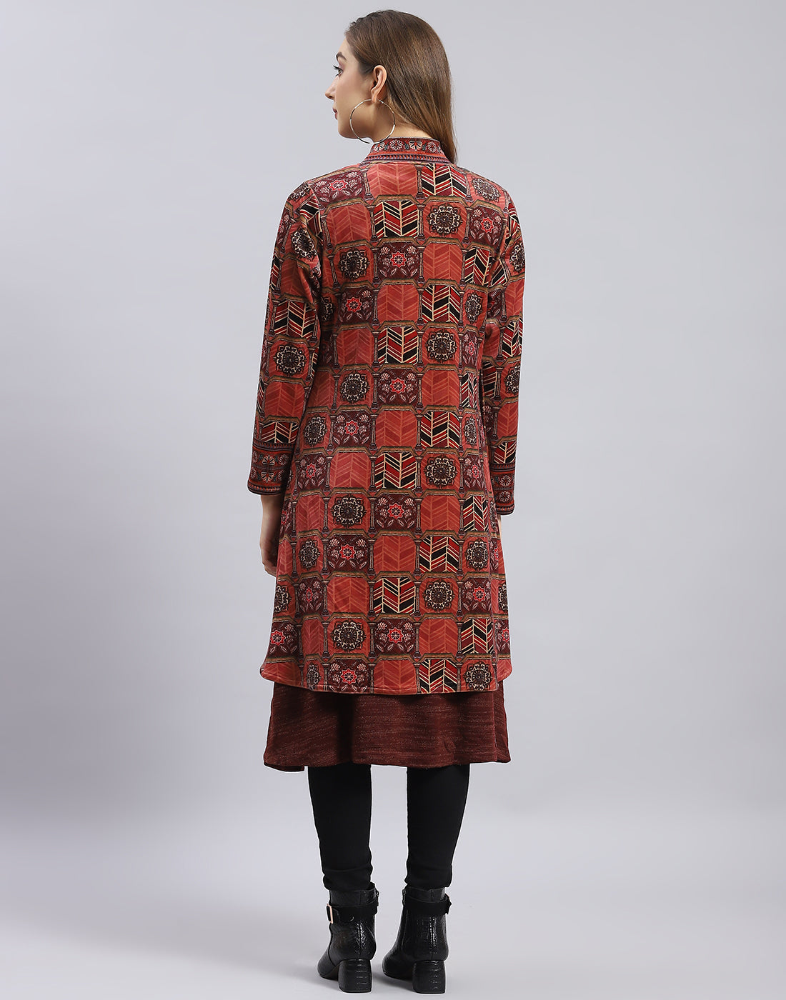 Women Maroon Self Design Round Neck Full Sleeve Kurtis Set