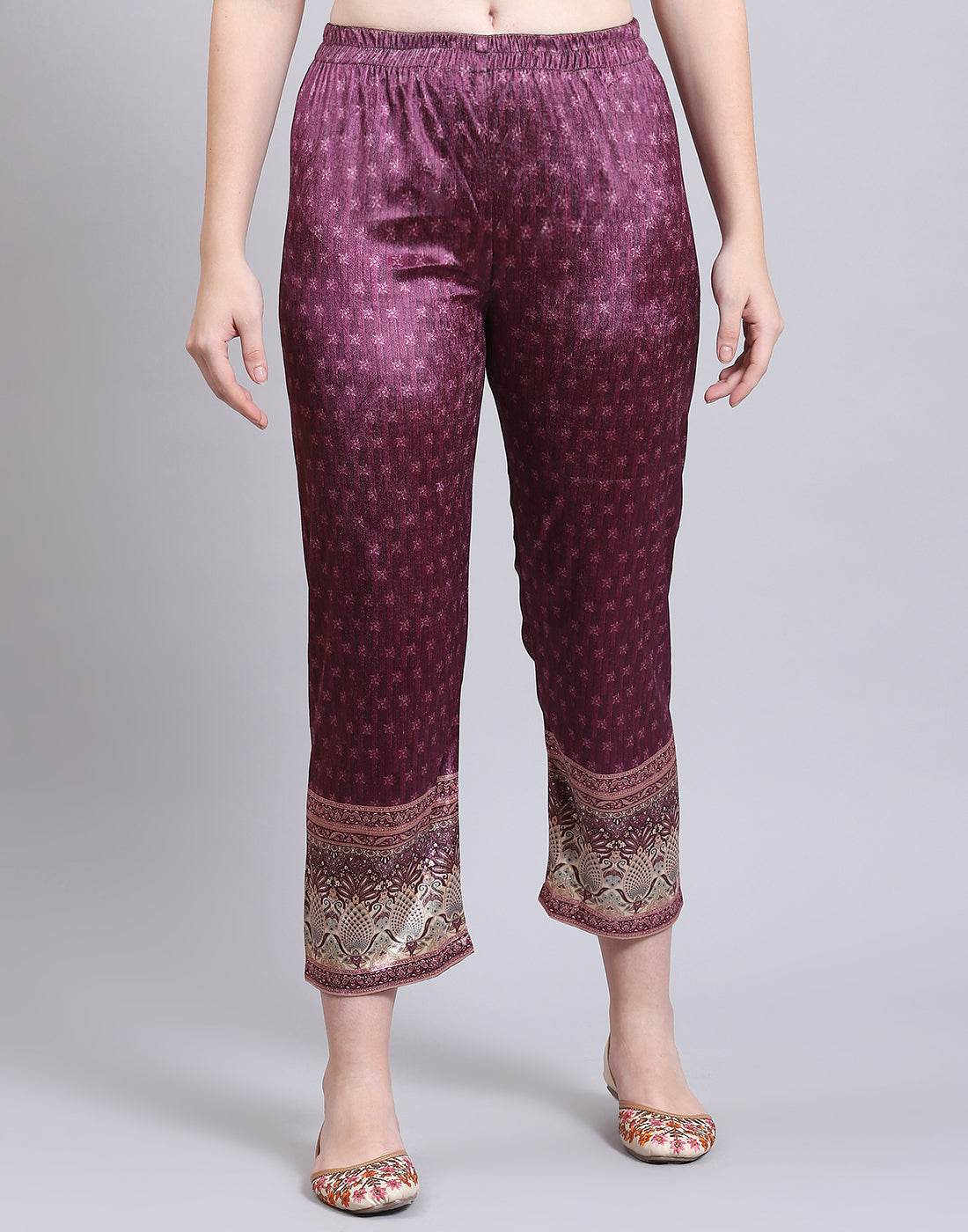 Women Purple Printed Mandarin Collar 3/4th Sleeve Kurtis Set