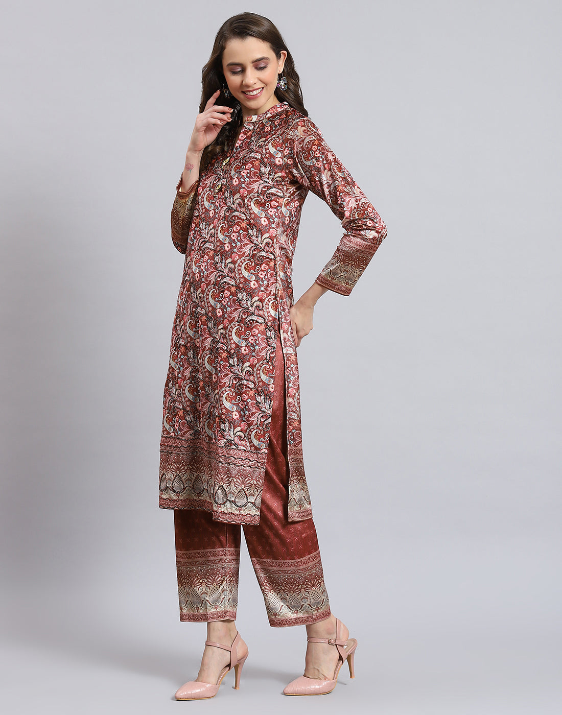Women Rust Printed Mandarin Collar 3/4th Sleeve Kurtis Set