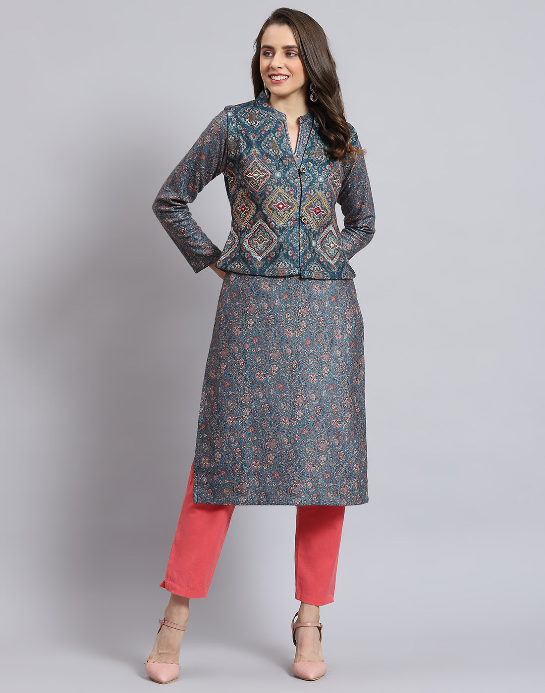 Women Teal Blue Printed Mandarin Collar Full Sleeve Kurtis Set