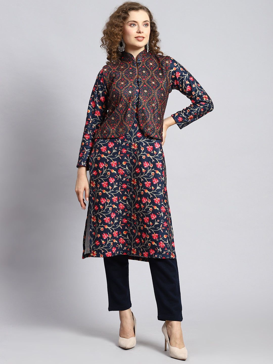Women Navy Blue Self Kurti+Jacket