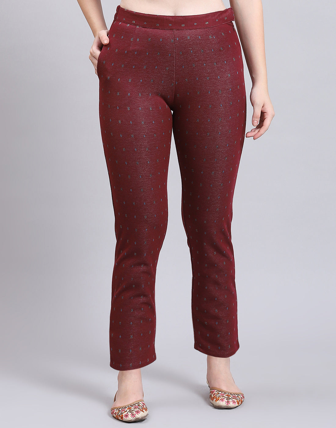 Women Maroon Printed Collar Full Sleeve Kurtis Set