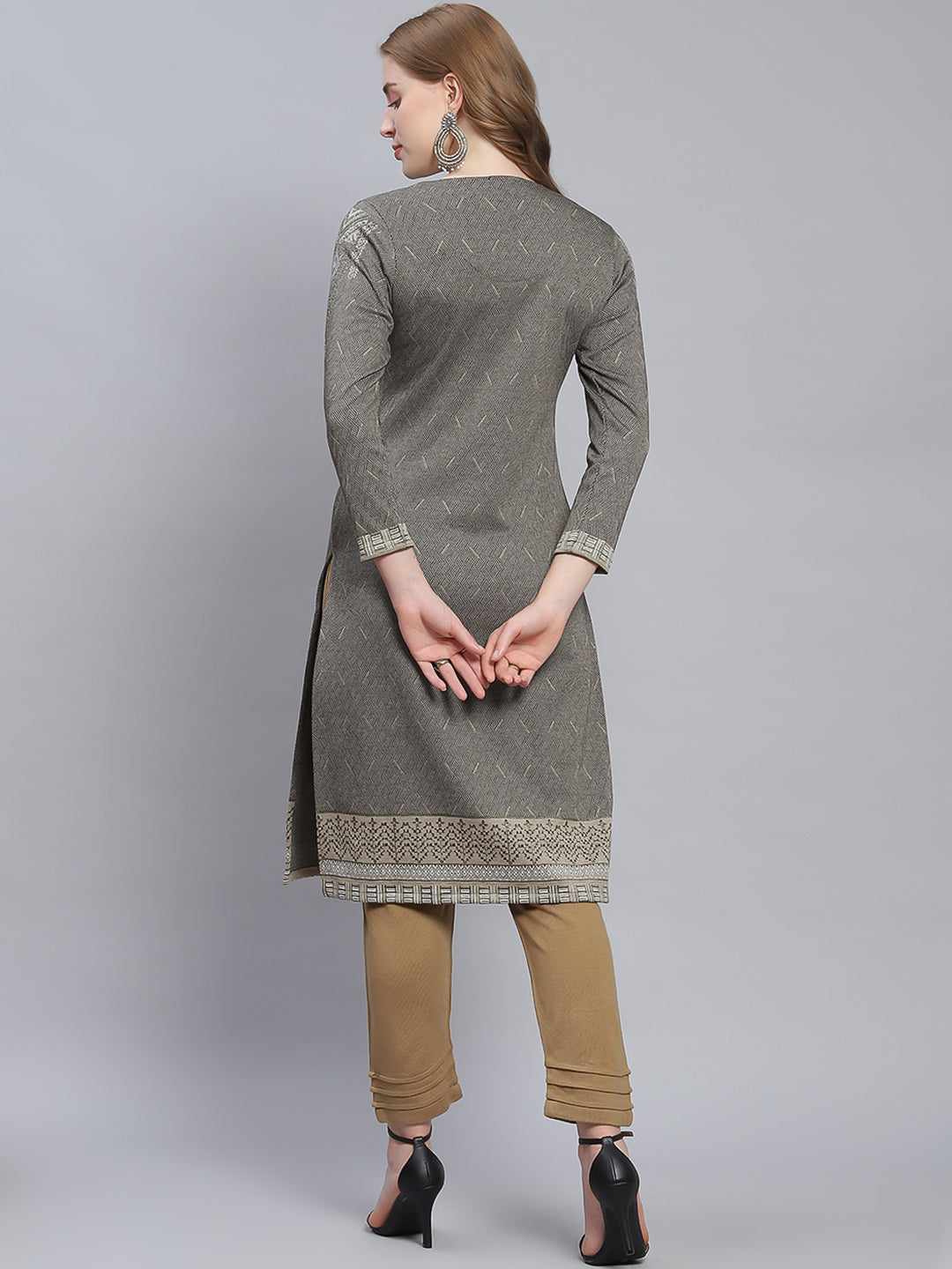 Women Grey Self Design Round Neck Full Sleeve Kurtis