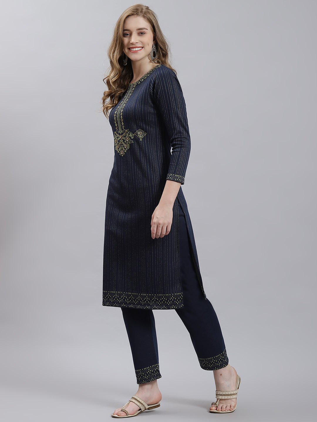Women Navy Blue Self Kurti+Lower Set