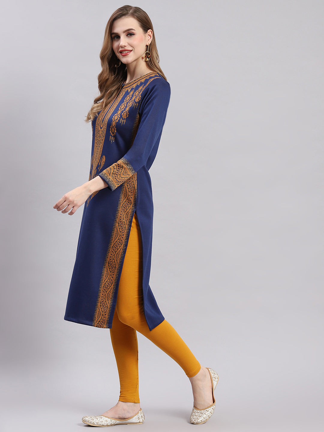 Women Blue Printed Round Neck Full Sleeve Kurtis