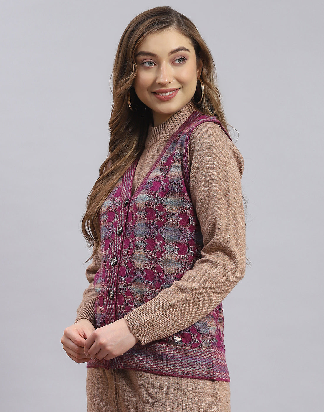 Women Pink Self Design V Neck Sleeveless Sweater