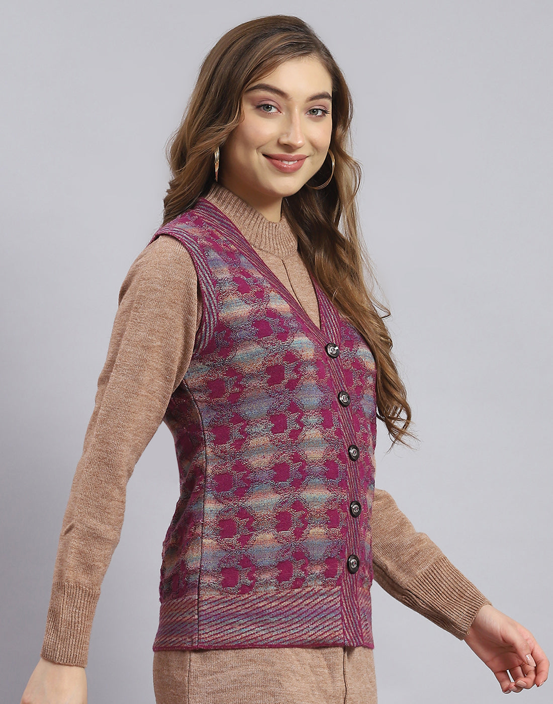 Women Pink Self Design V Neck Sleeveless Sweater