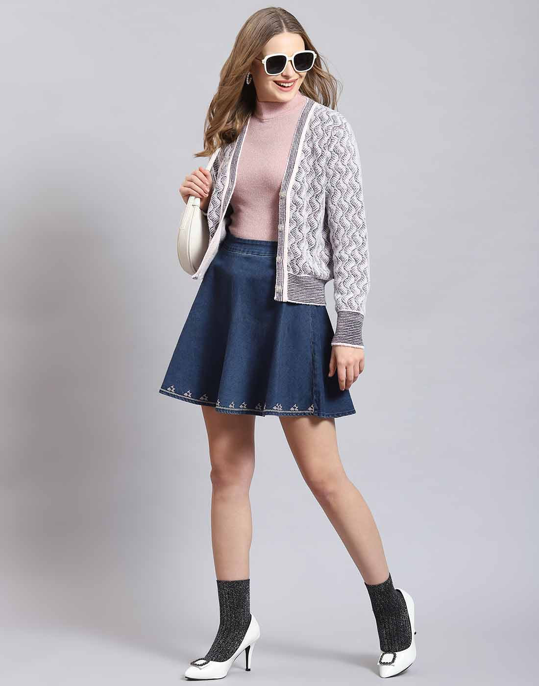 Women Pink Self Design V Neck Full Sleeve Cardigan