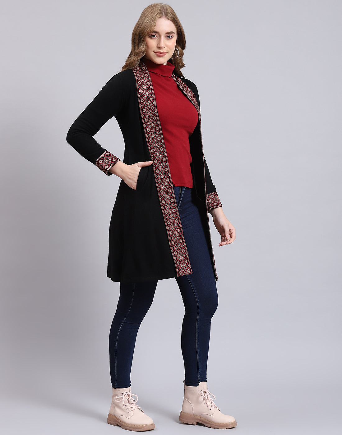 Women Black Self Design V Neck Full Sleeve Cardigan