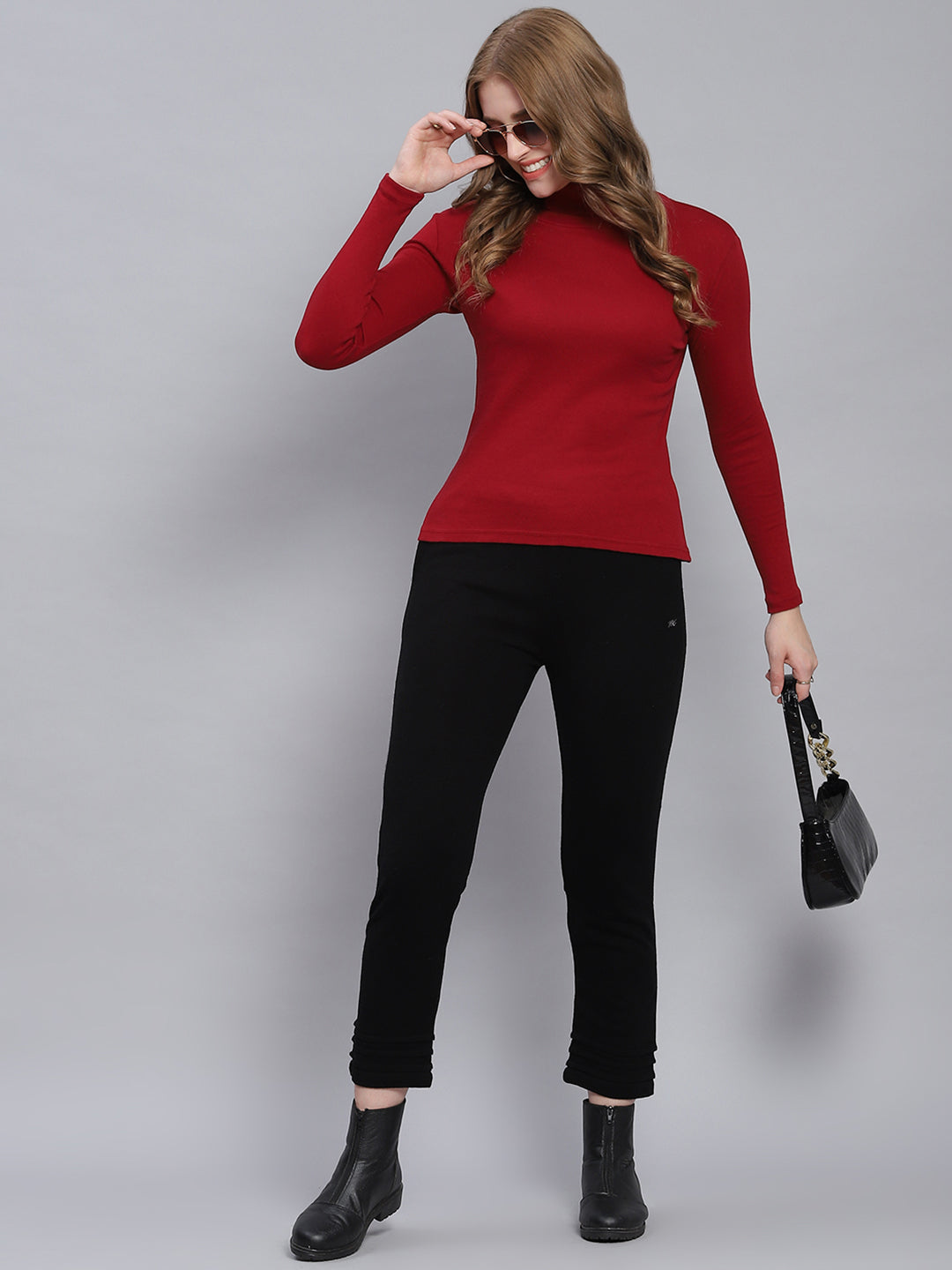 Women Black Solid Regular Fit Winter Lowers