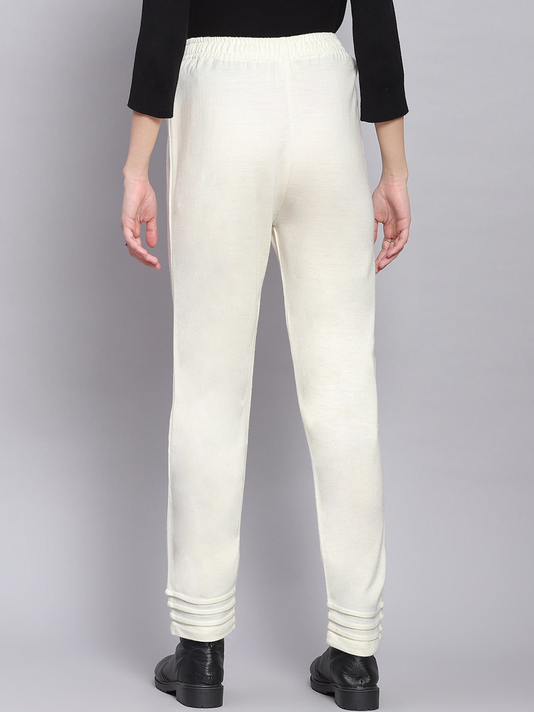 Women Off White Solid Regular Fit Winter Lowers