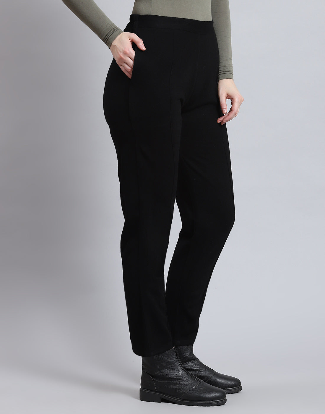 Women Black Self Design Regular Fit Winter Lower