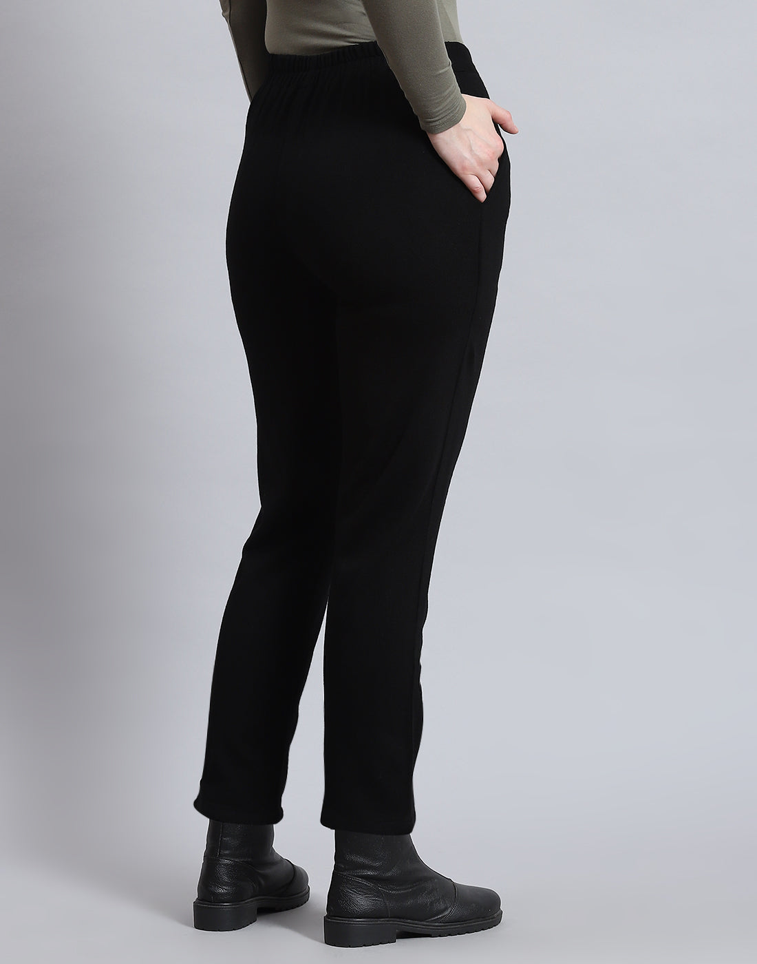 Women Black Self Design Regular Fit Winter Lower