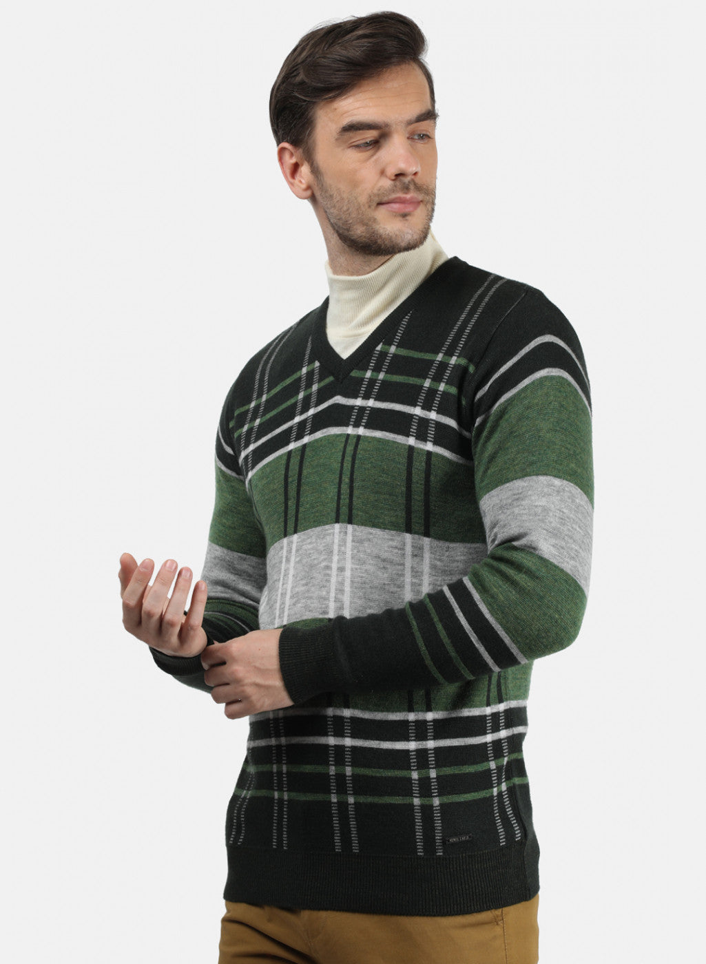 Men NAvy Blue & Green Solid Pullover