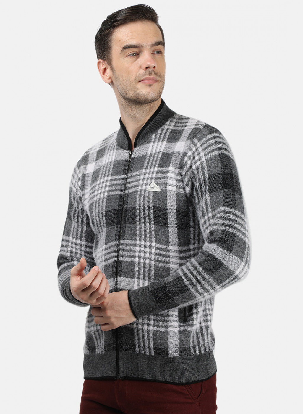 Men Grey Solid Pullover