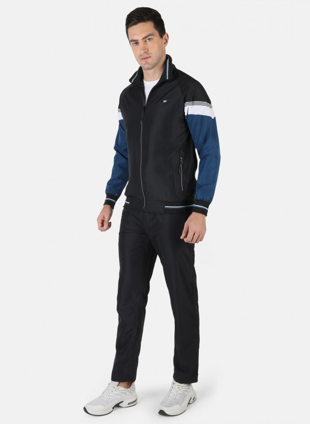 Men Black Plain Tracksuit