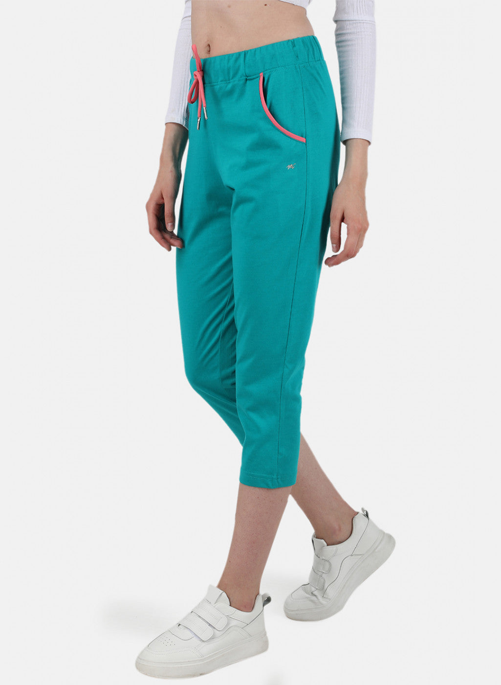 Womens Blue Regular Capri