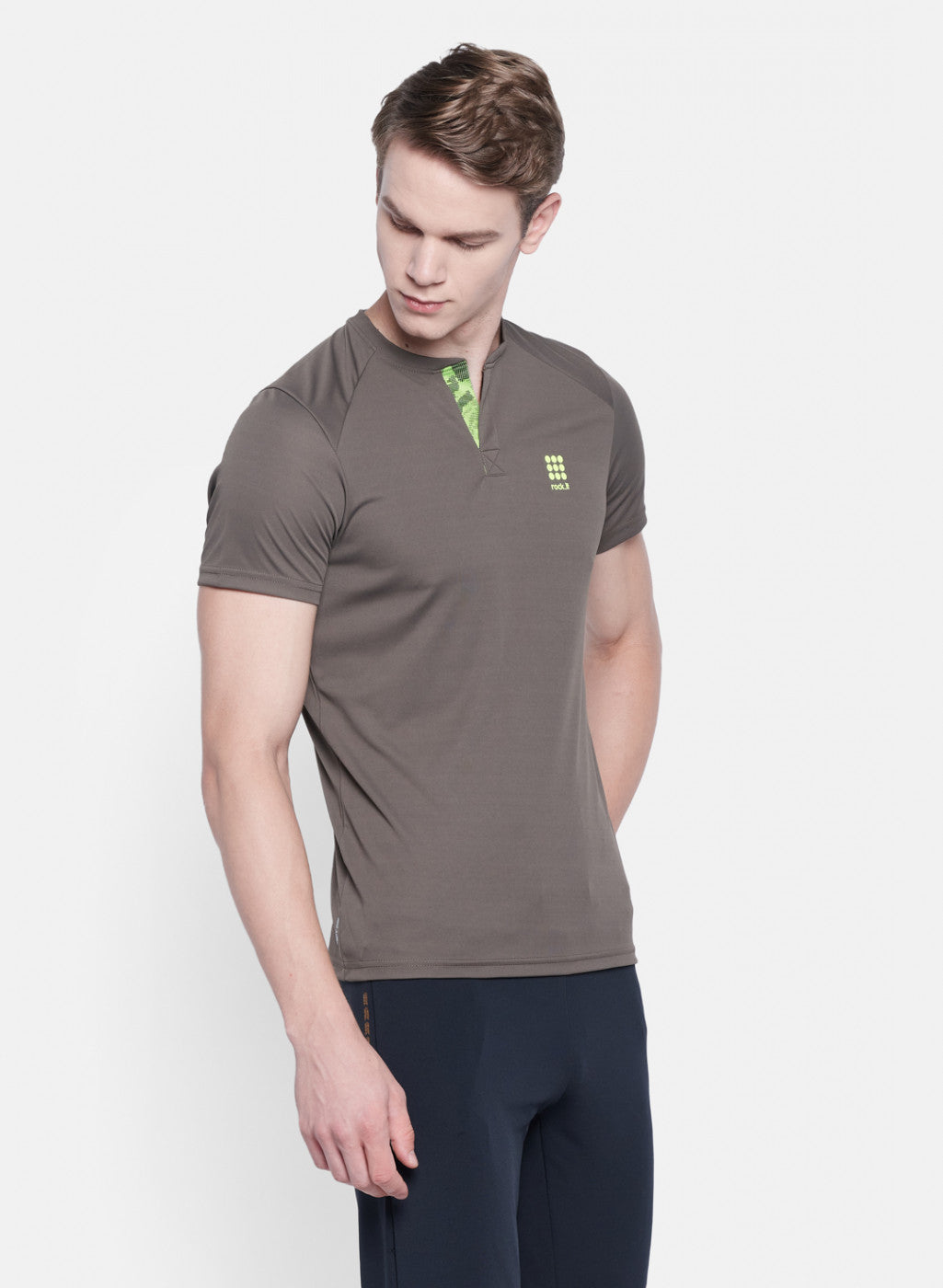 Rock.it Men Brown Plain T-Shirt