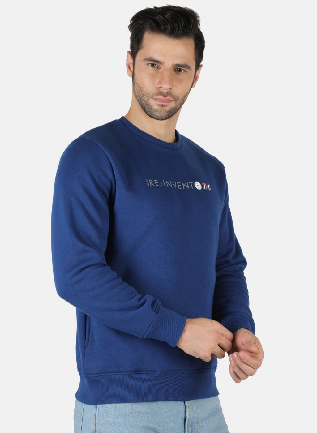Men Blue Solid T-Shirt