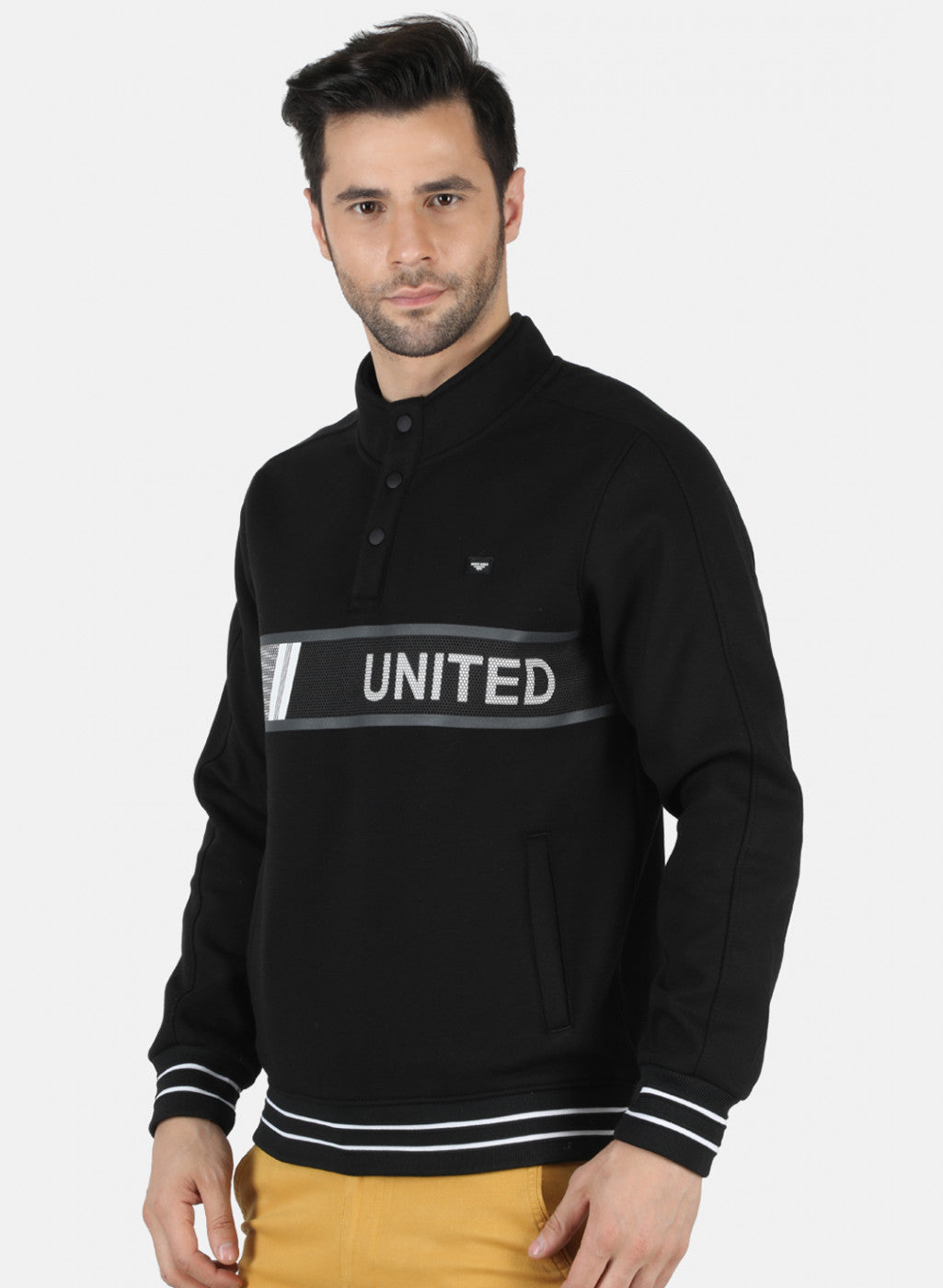 Men Black Solid Sweatshirt