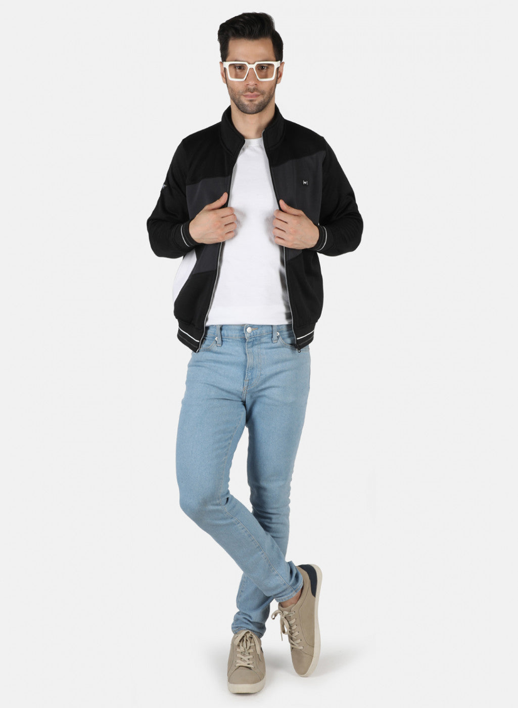 Men Black Solid Sweatshirt