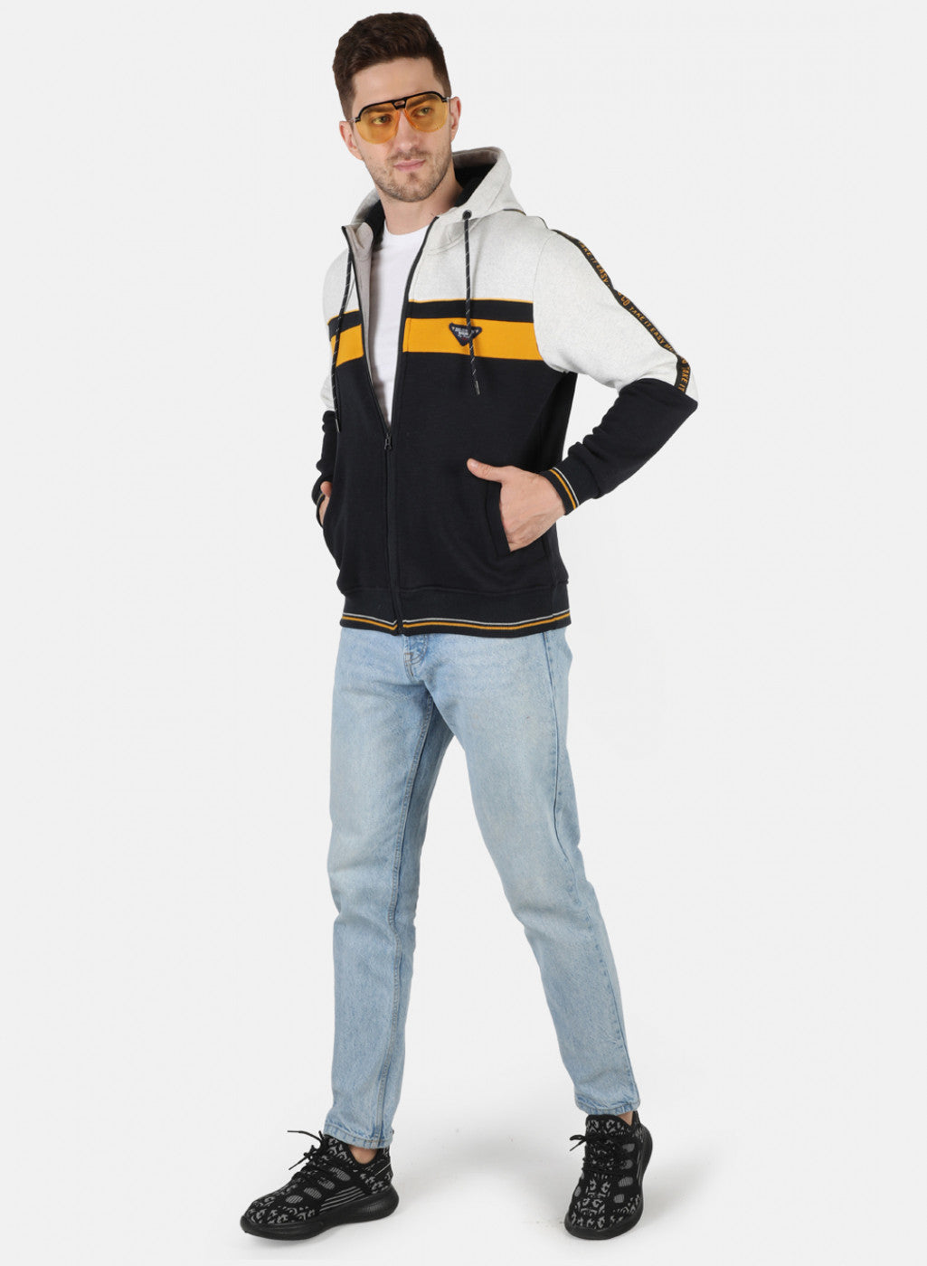 Men NAvy Blue Solid Sweatshirt