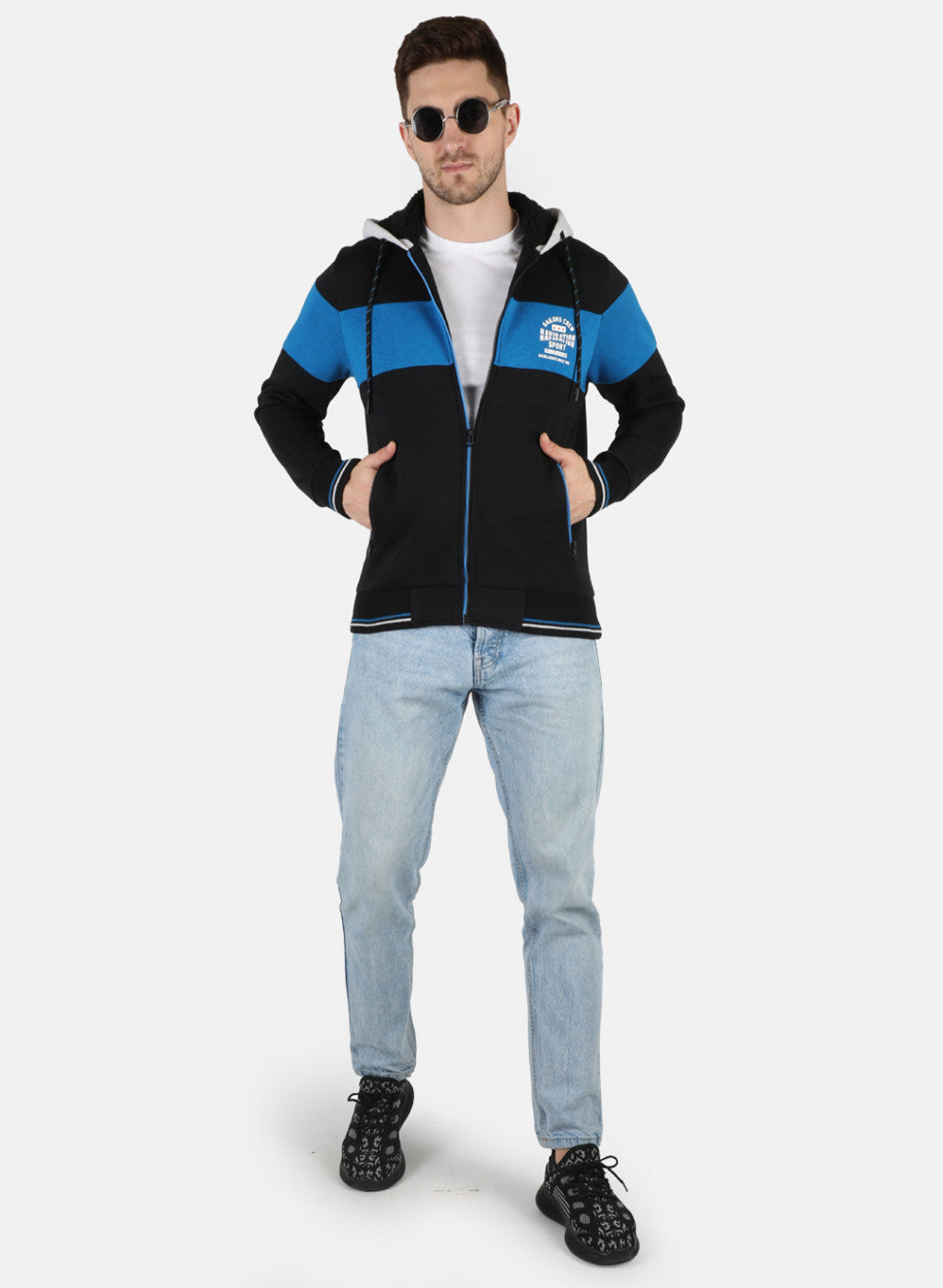 Men Black Solid Sweatshirt