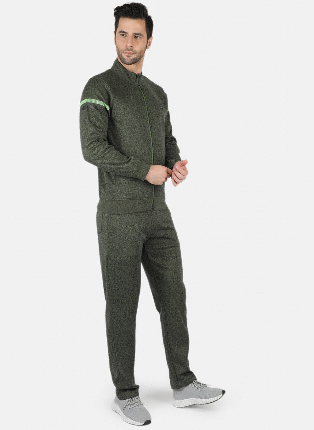 Men Green Solid Tracksuit