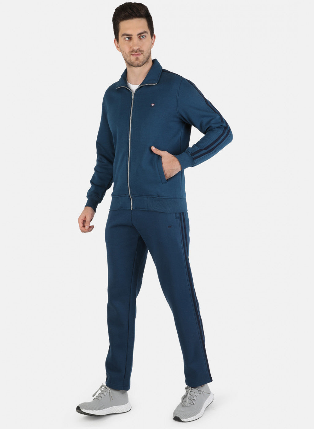 Men Blue Solid Tracksuit