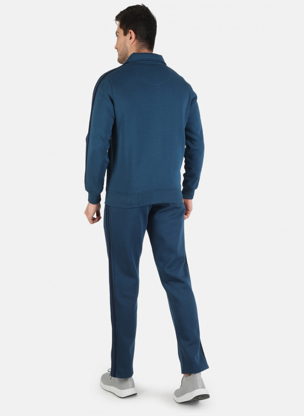 Men Blue Solid Tracksuit