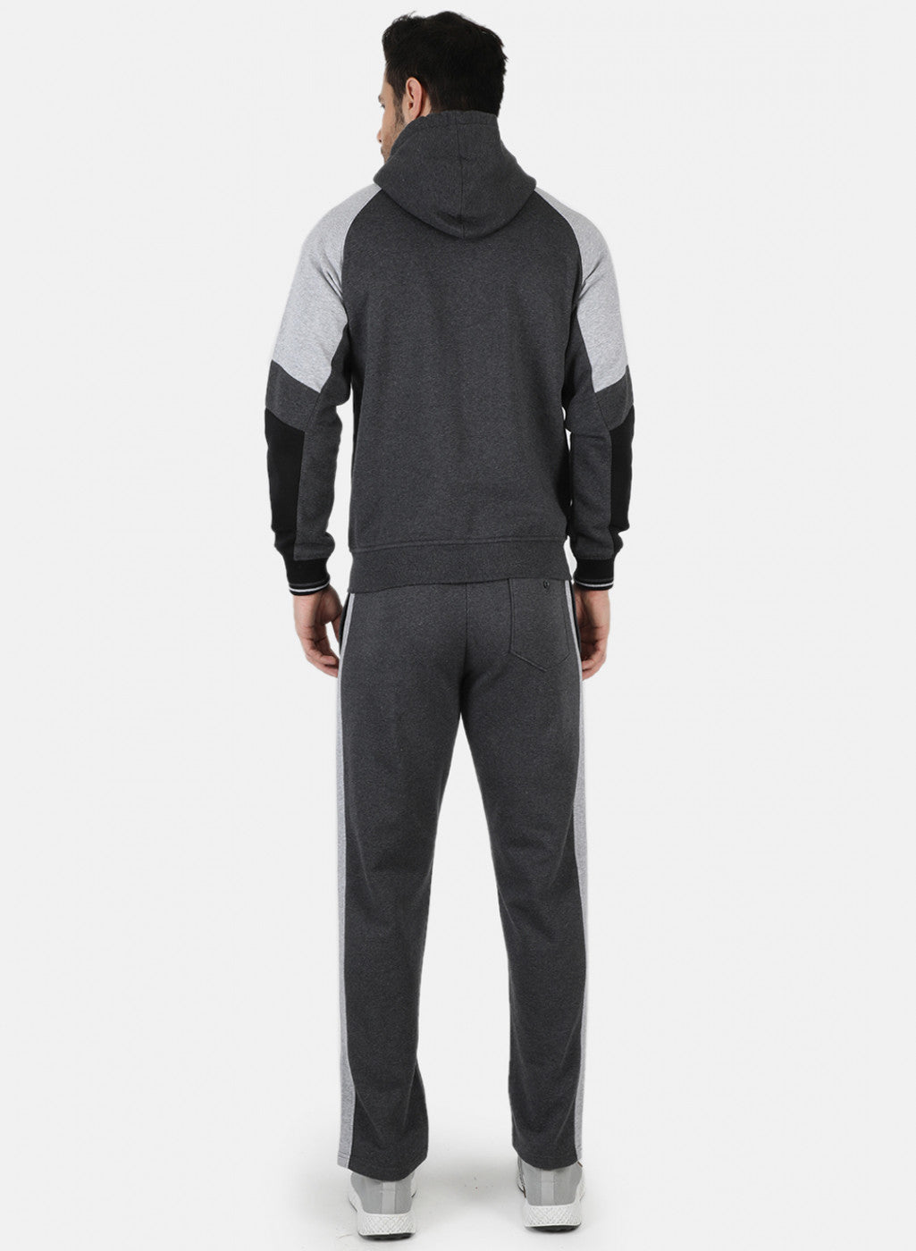 Men Grey Solid Tracksuit