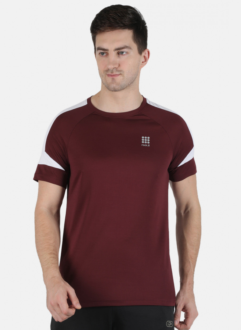 Men Maroon Self Design Round Neck T-Shirt