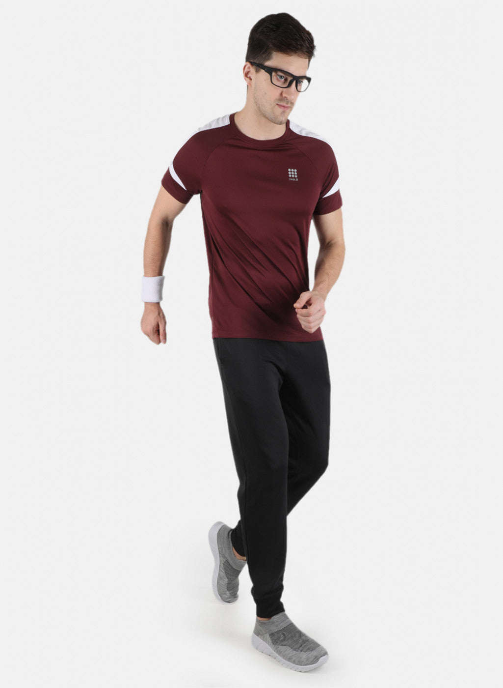 Rock.it Men Maroon Self Design Round Neck T-Shirt